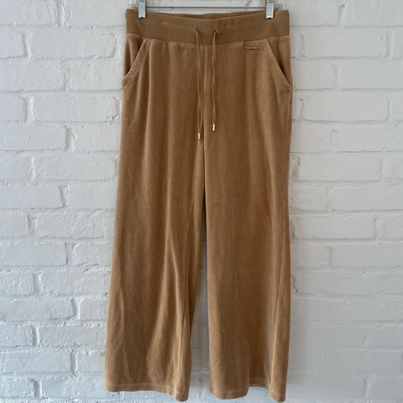 Velour Tracksuit Michael Kors 2 Piece Set in Camel Tan Color - Picture 3 of 9